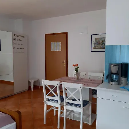 Jasmin Apartment Gornji Karin