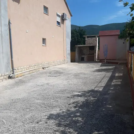 Jasmin * Gornji Karin